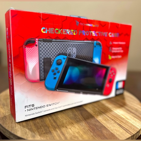 Checkered Protective Case For Nintendo Switch - Picture 4 of 6